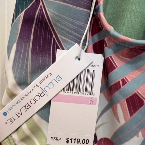 BLEU by Rod Beattie Plunge 1 Piece Swimsuit Sz6 NWT - Picture 4 of 5